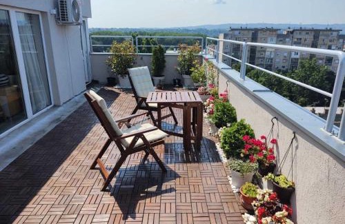Novi Sad Apartamento | Penthouse apartment