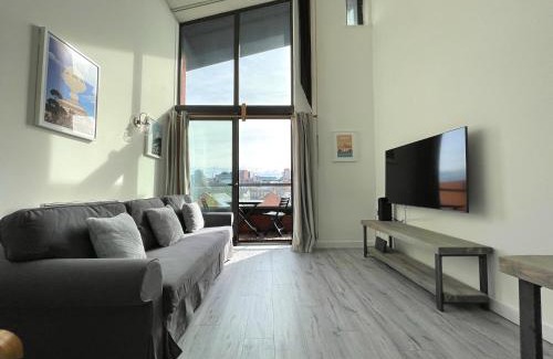Sheffield Apartamento | Penthouse Apartment w/Parking
