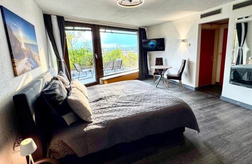 Pforzheim Apartamento | Penthouse Apartment Zentral mit Goldstadtblick