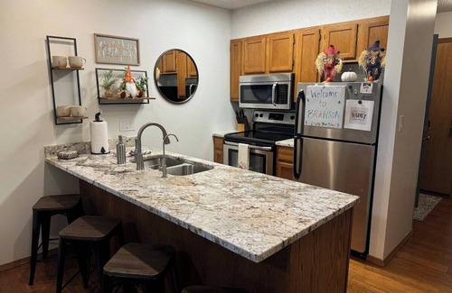Notch Estates Condominio | Penthouse at Notch (First Responder Owner)