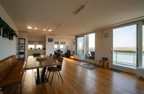 Callantsoog Casa | Penthouse by Groote Keeten Dunes with Sauna
