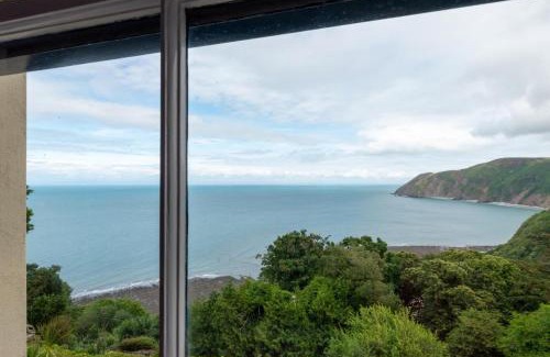 Lynton Apartamento | Penthouse Channel View