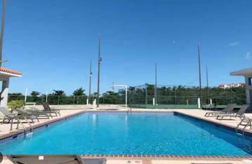 Mameyes II Apartamento | Penthouse Condo, Rooftop Terrace with Hot Tub, 6ppl