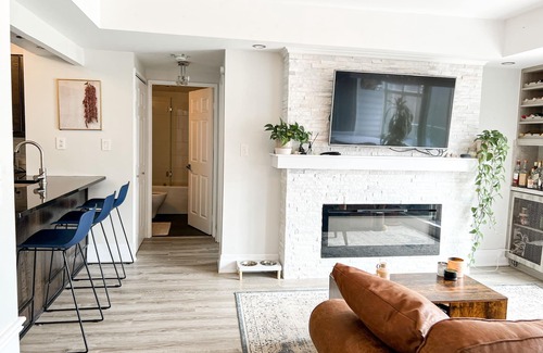 Church and Wellesley Condominio | Penthouse Condo with Office Space in Central Toronto