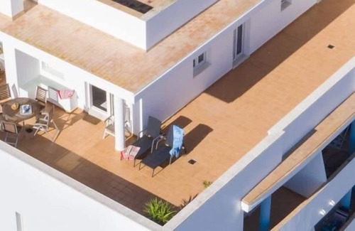 Centro de Conil de la Frontera Cabaña | Apartamento penthouse con enorme terraza y vistas al mar.