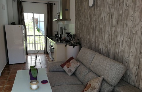 Ojen Apartamento | Atico con bonitas vistas y gran terraza