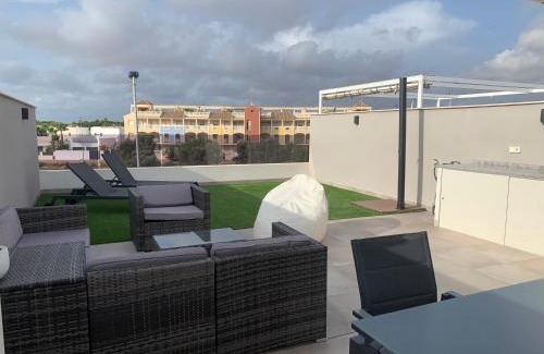 Santiago de la Ribera Apartamento | Penthouse Las 2 Salchichas
