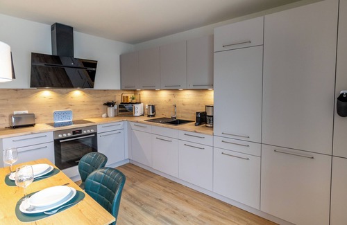 Tossens Apartamento | Penthouse Lotta - view of the greenery. Stylish. Family-friendly. Quiet.