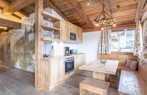 Reith bei Kitzbuehel Apartamento | Penthouse mit 2 Schlafzimmern by Interhome