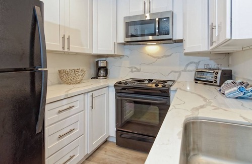 Carlsbad Village Villa | Ocean Villas Carlsbad - Penthouse B