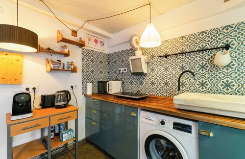 Sant Adria de Besos Apartamento | 5-123 studio with Private Terrace