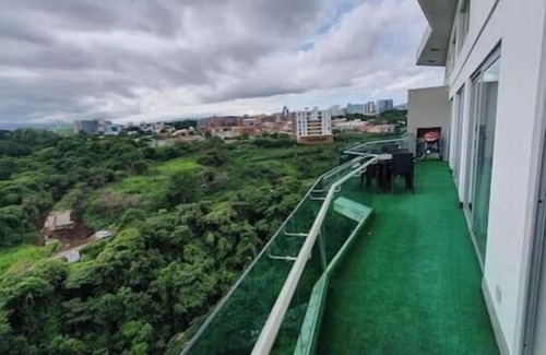 Pavas Condominio | Penthouse safe and beautiful, with stunning views