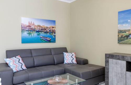 Marsaskala Apartamento | Penthouse, Seaview, Beautiful 2br Apt 4