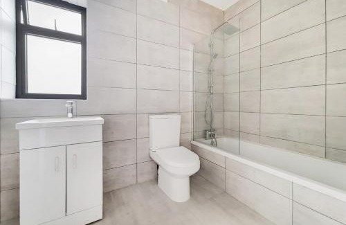 Cricklewood Apartamento | Penthouse Studio Apt with Private rooftop terrace