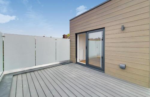 Cricklewood Apartamento | Penthouse Studio Apt with Private rooftop terrace