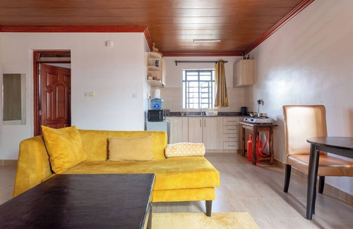 Ngara West Apartamento | Penthouse Studio with King bed