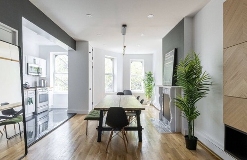 Bedford-Stuyvesant Casa | Penthouse Suite; Weekly cleanings, Fast WiFi, Washer/Dryer