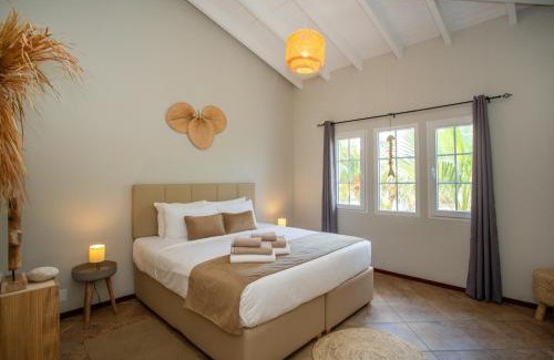 Jan Thiel Apartamento | Penthouse Tropicana 6 persons gated penthouse with pool