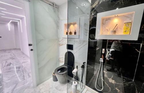 Malabata Apartamento | Penthouse Ultra Modern - Jacuzzi, Terrace & BBQ