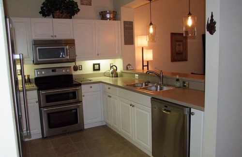 Charlotte Harbor Condominio | Unidad de piso superior con vistas parciales de Charlotte Harbor