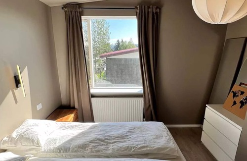 Laugardalur Condominio | Penthouse Views in Mid-Reykjavík