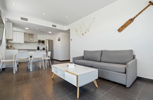 Roques Daurades Apartamento | Ático con solarium privado y piscina frente mar