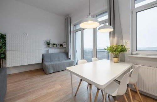 Srodmiescie Apartamento | Penthouse with a View of Lodz & Free Parking
