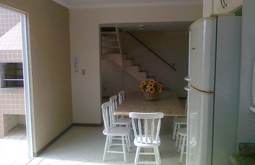 Cachoeira do Bom Jesus Apartamento | Penthouse with swimming pool, barbecue and wonderful sea views.