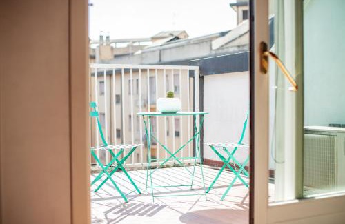 San Vittore Apartamento | Penthouse with Panoramic Terrace - Design and Luxury