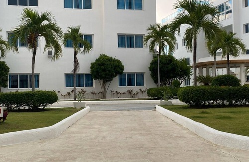 El Cortecito Apartamento | Penthouse With Rooftop and Pool & Beach Access