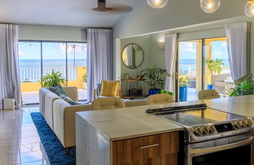 Candelero Abajo Condominio | Espectacular Penthouse de 3 cuartos con vistas panoramica