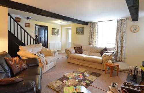 Amlwch Casa | Pentreheulyn