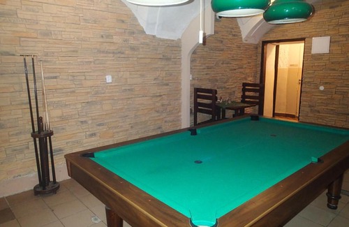 Stara Lubovna Casa | Penzión a Reštaurácia u Jeleňa