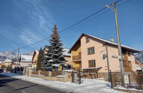 Nova Lesna Casa | Penzión Alex