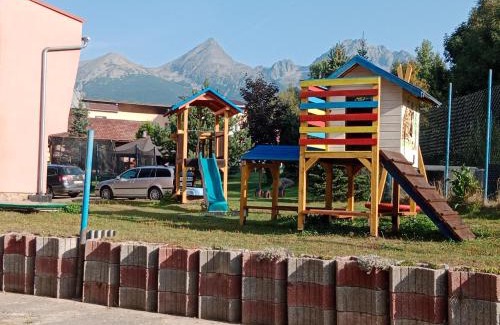 Stola Casa | Penzion Monty Ranch