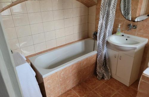 Milovy Casa | Penzion U Šlechtičen