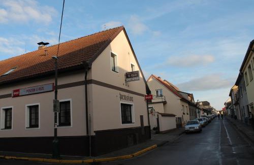 Sezimovo Usti Casa | Penzion U Růže