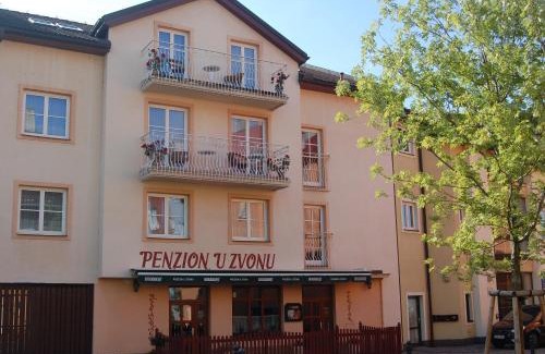 Novy Jicin Casa | Penzion U Zvonu