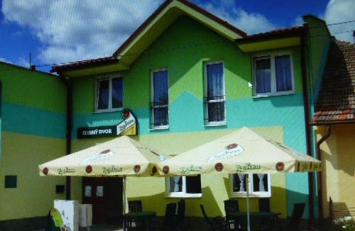 Huncovce Casa | Penzion Zelený Dvor