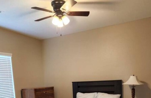 Westwing Mountain Casa | Peoria home with individual rooms for rent!