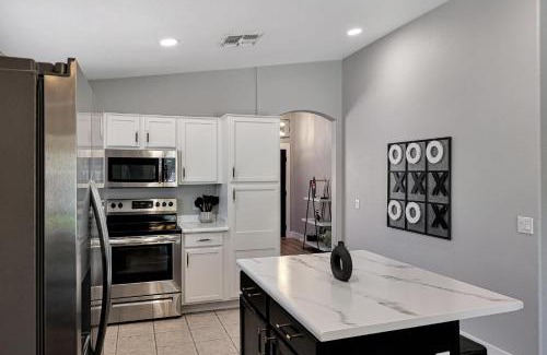 Summersett Village Casa | Peoria Paradise Pool Sports Complex family friendly