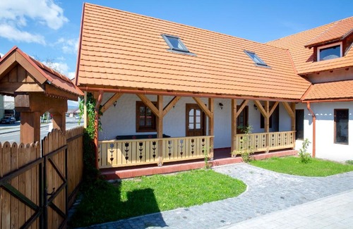 Joseni Casa | Pepi Vendégház - Casa de oaspeți Pepi
