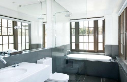 City West Hotel | Peppers Gallery Hotel