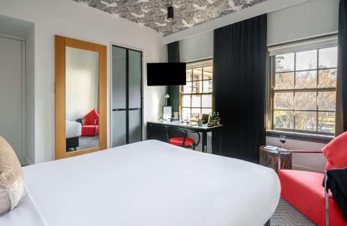 City West Hotel | Peppers Gallery Hotel