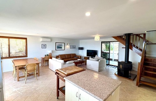 Peppermint Grove Beach Casa | Peppy Beach House – Stunning Ocean Views & Relaxed Coastal Escape