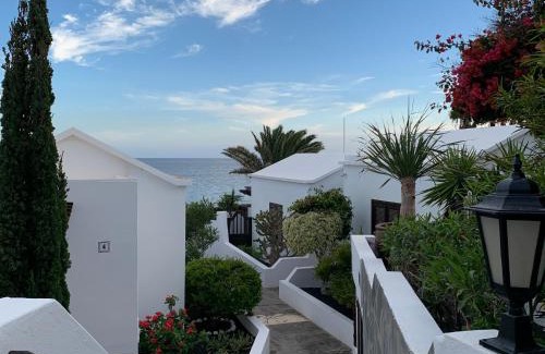 Playa Honda Casa | Pequeño Paraíso Lanzarote, modernes Ferienhaus am Meer für 4