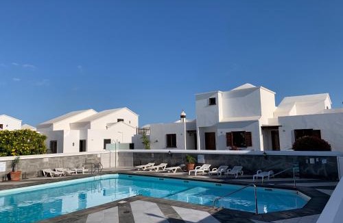 Playa Honda Casa | Pequeño Paraíso Lanzarote, modernes Ferienhaus am Meer für 4