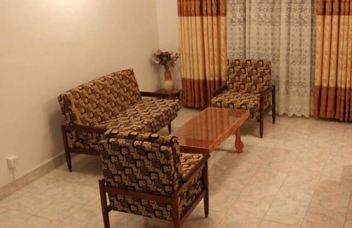 Yatinuwara Hotel | Peradeniya Rest Inn
