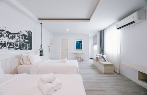 Phuket Hotel | Peranakan House