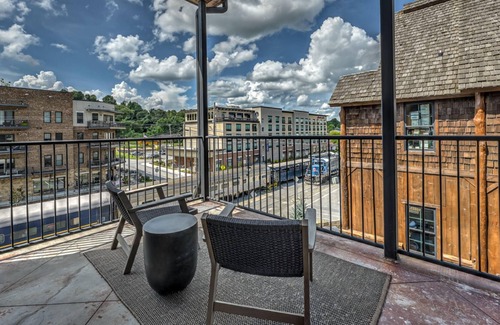Blue Ridge Cabina | Perch 2 by Escape to Blue Ridge